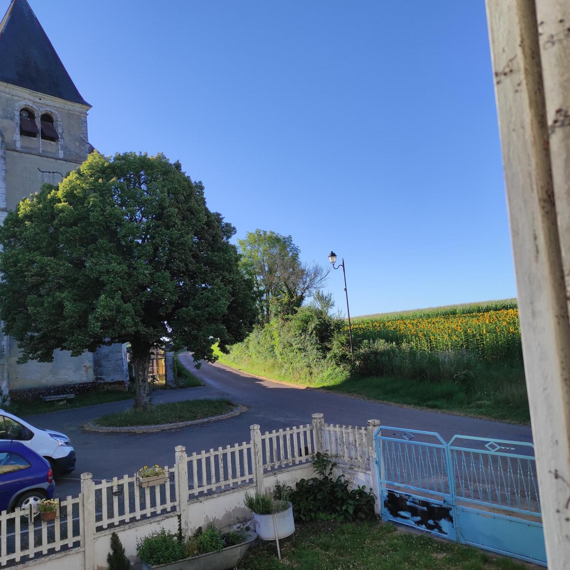 Leugny La Maison De Tina מראה חיצוני תמונה